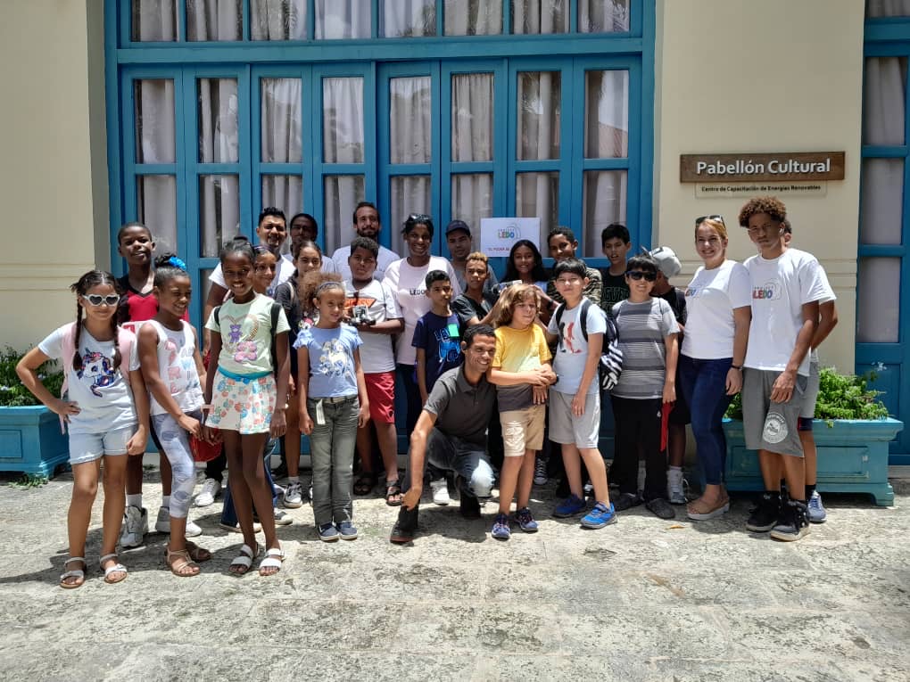 Project LEDO robotics program in Havana, summer 2024